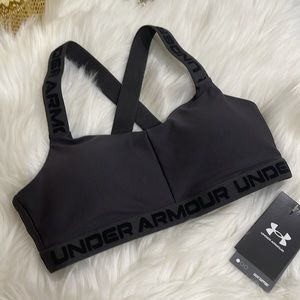 🖤UNDER ARMOUR CROSSBACK SPORTS BRA
